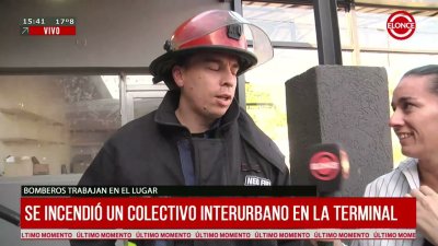 Un colectivo que cubre el recorrido entre Paran&aacute; y Santa Fe registr&oacute; un principio de incendio